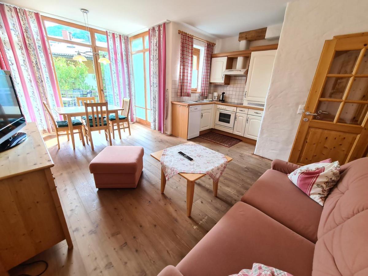 Apartments Juri & Hermann 2 Бад Клайнкирххайм Екстериор снимка